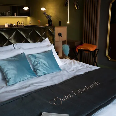 Erdei Szelencek Apartment Sukoro